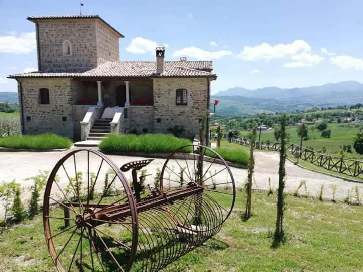 Agriturismo Torre Gialluise Gesualdo Exteriér fotografie