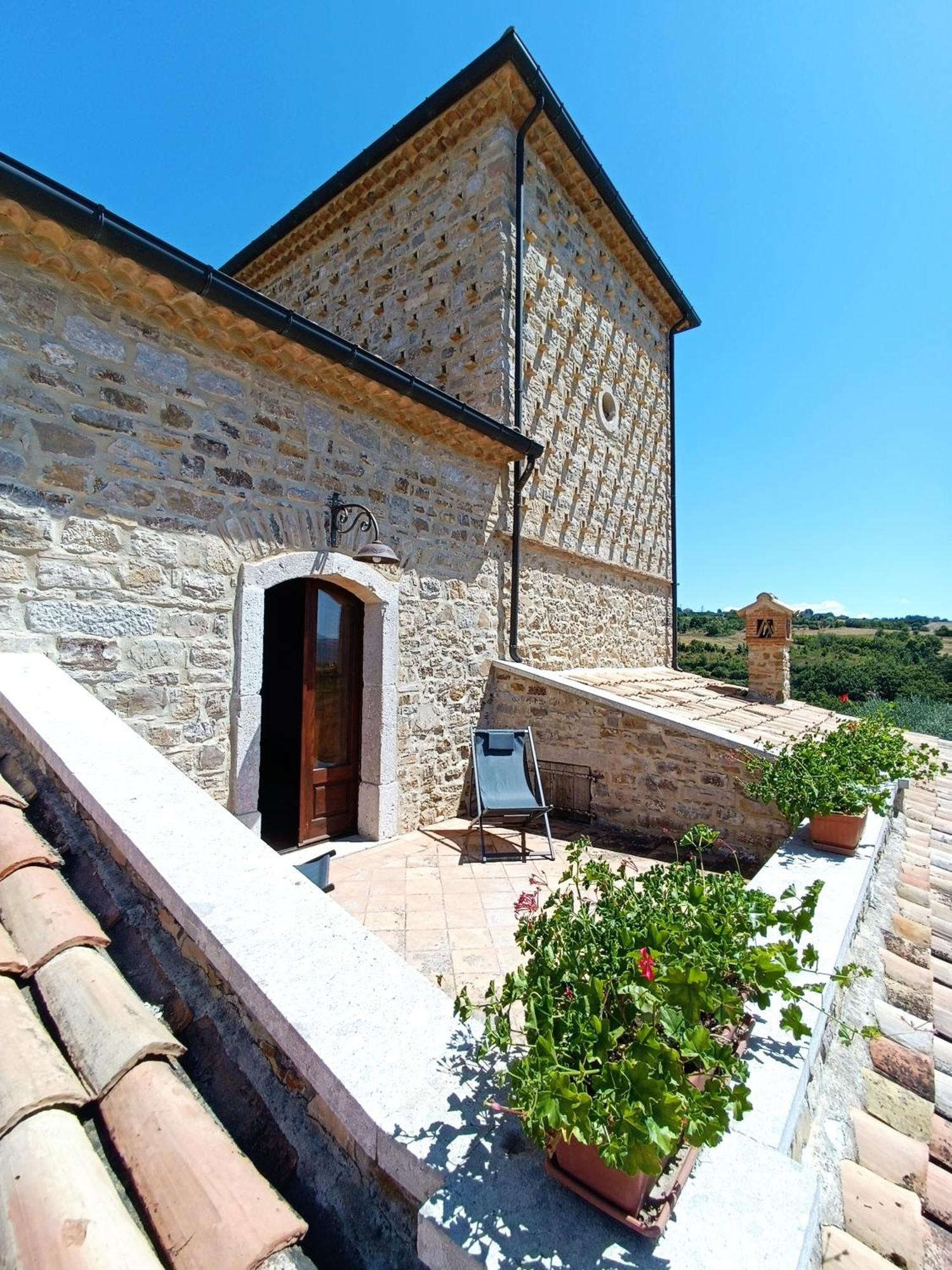 Agriturismo Torre Gialluise Gesualdo Exteriér fotografie