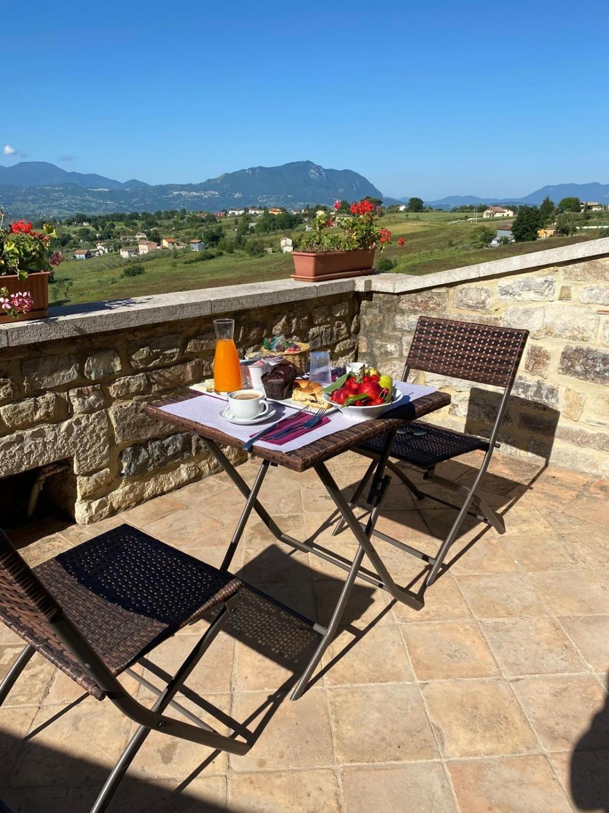 Agriturismo Torre Gialluise Gesualdo Exteriér fotografie
