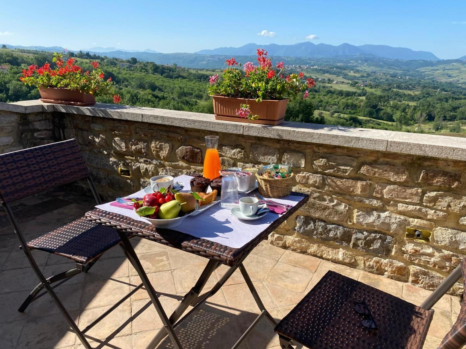 Agriturismo Torre Gialluise Gesualdo Exteriér fotografie